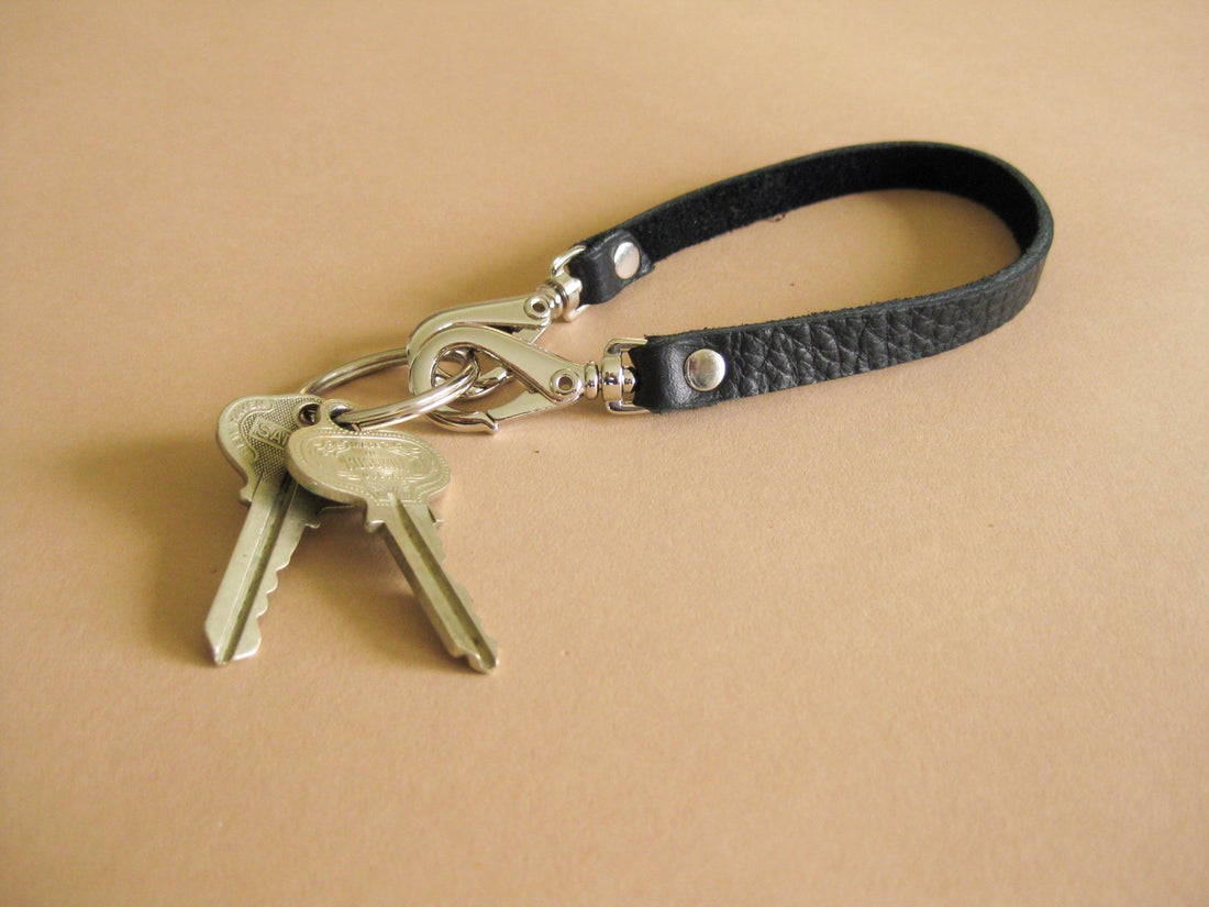1x Car Keyring Metal Leather Keychain Horseshoe Buckle Purse Bag Key Chain  Ring | eBay